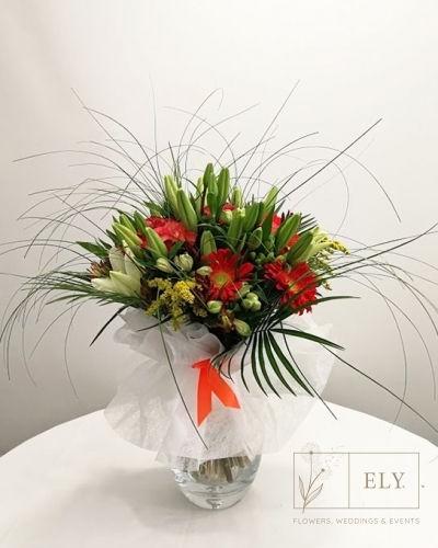 Florista Online - Bouquet Albânia - Dia da Mulher - 40,00€